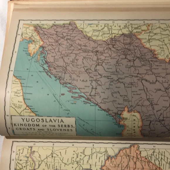 1941 Encyclopedia Britannia World Atlas Leather-Bound - Picture 15 of 16